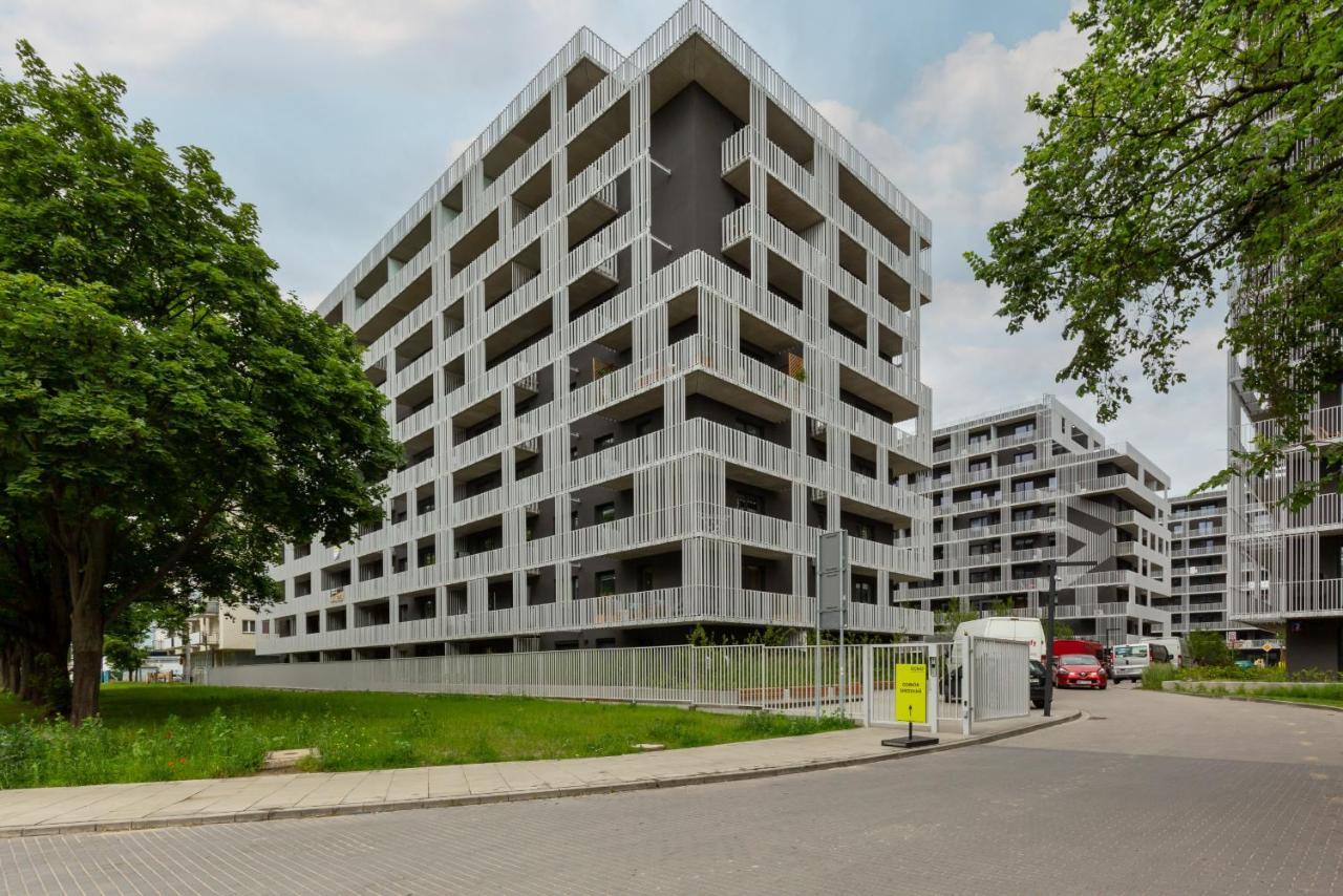 Stacja Wola Apartment Guminska By Noclegi Renters Варшава Екстериор снимка