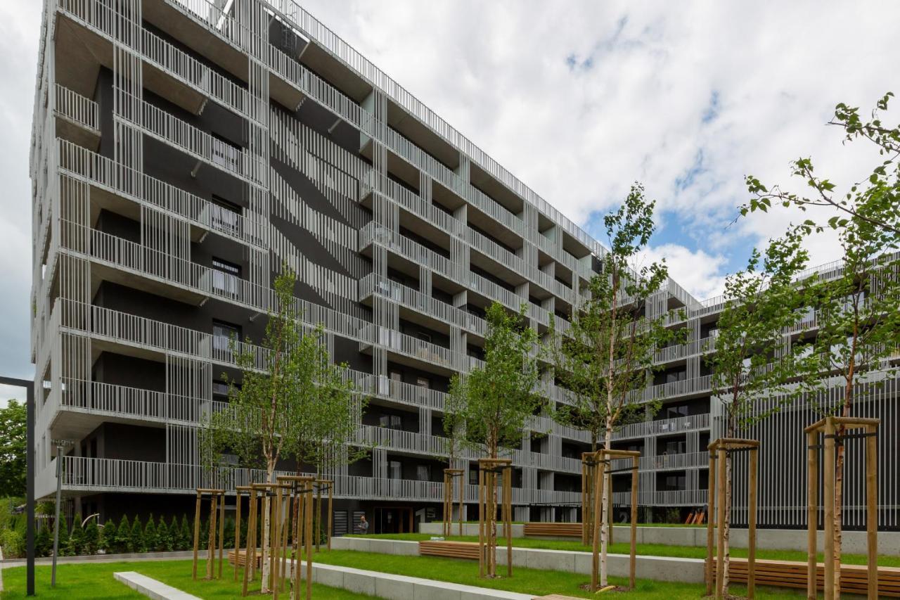 Stacja Wola Apartment Guminska By Noclegi Renters Варшава Екстериор снимка